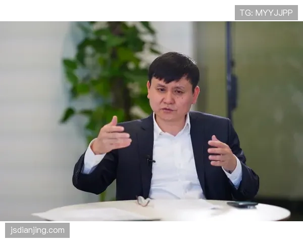 新鹏城周定洋感冒输液调整 陈涛担心传染风险叮嘱再休息两天